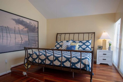 315-G - Madeira Beach Yacht Club - image 10