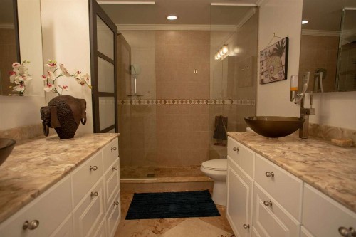 315-G - Madeira Beach Yacht Club - image 17