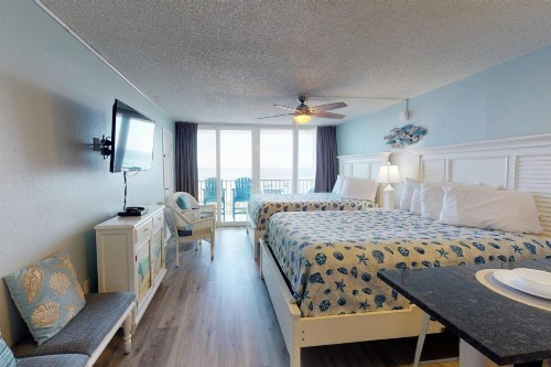 319 - Island Inn - image 10