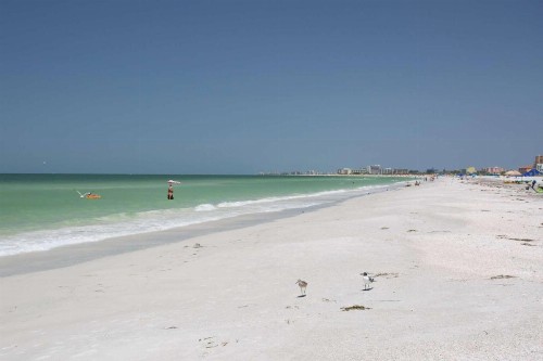 319 - Island Inn - image 12