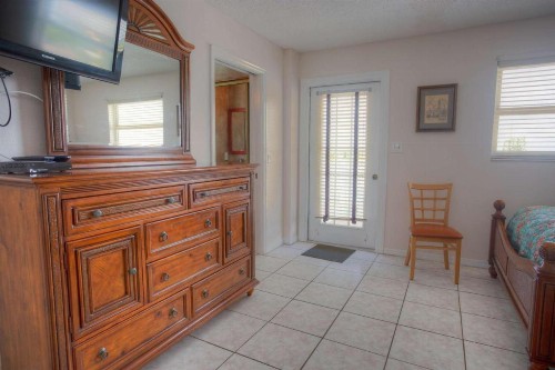 501 - Sea Breeze - image 13