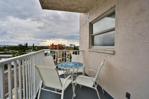 501 - Sea Breeze - image 31