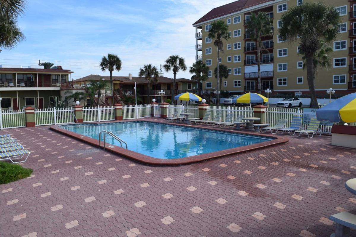 Sails Resort Motel - image 4