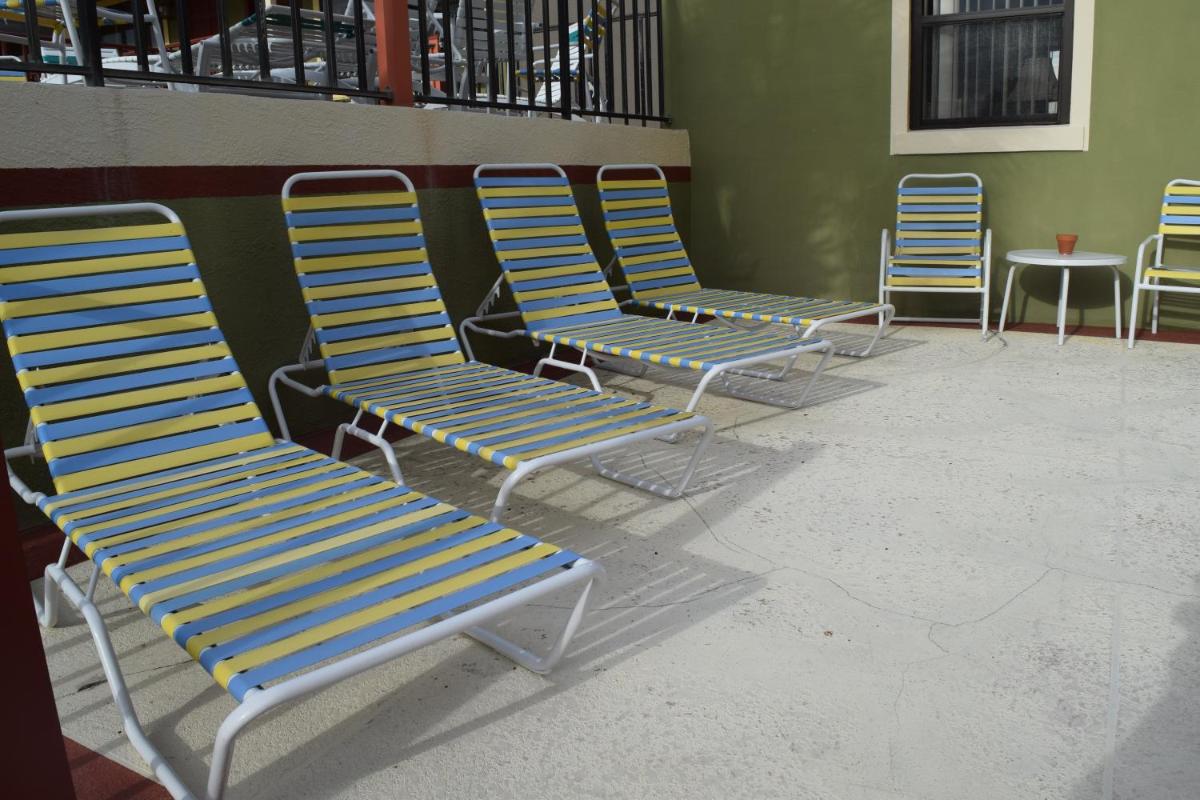 Sails Resort Motel - image 6