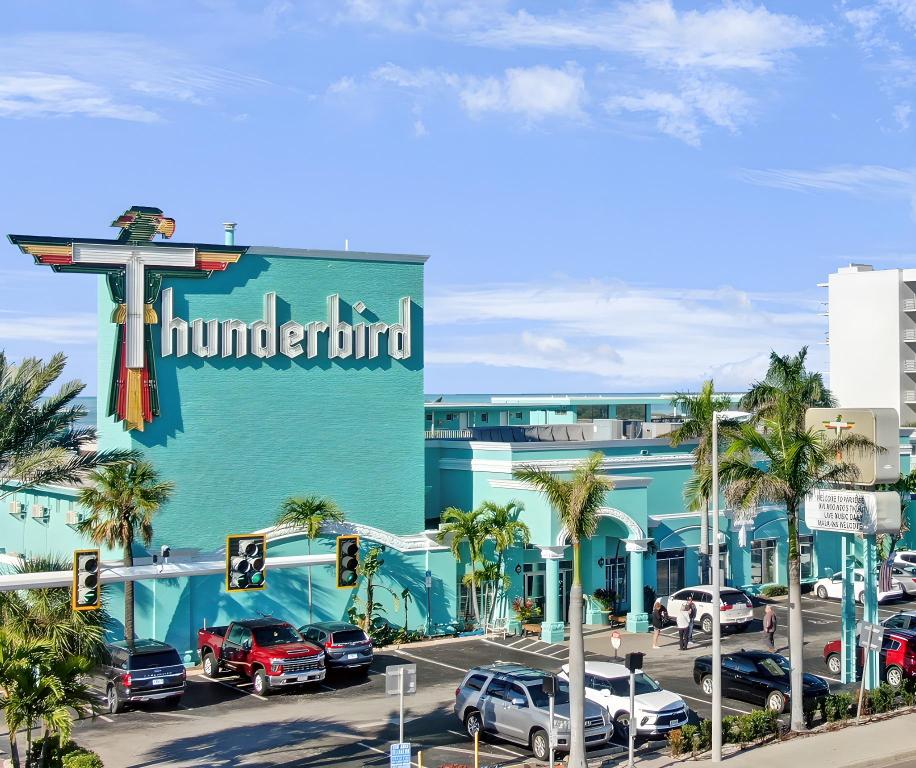 Thunderbird Beach Resort - main image