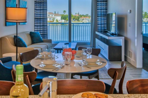 Provident Oceana Beachfront Suites - image 9