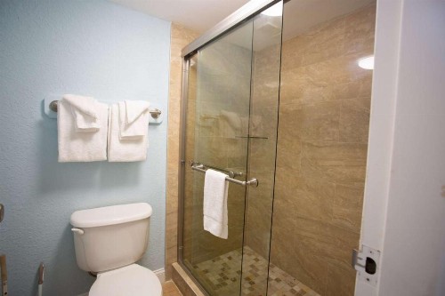 609 - Island Inn - image 14