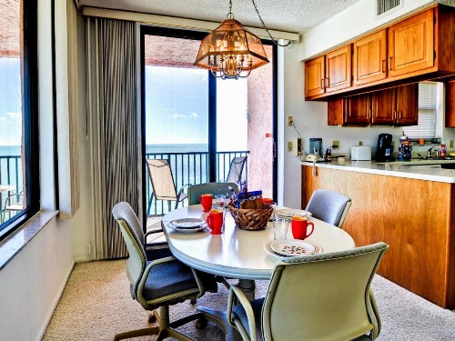 Madeira Towers 601 Beach front with spectacular views 533 - image 22