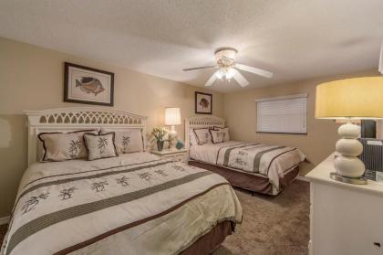#308 Beach Place Condos - image 14