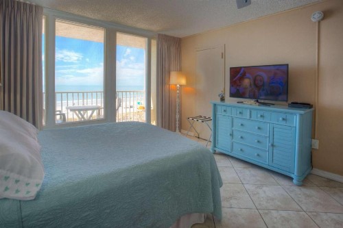 409 - Island Inn - image 10