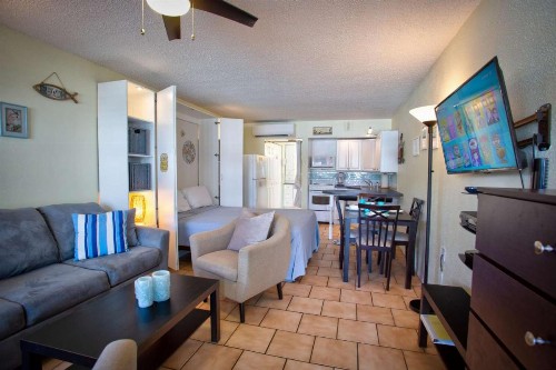 2 - Copa Palms - image 6