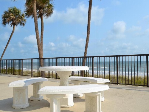Ocean Sands 504 Beachfront Studio Condo - image 7