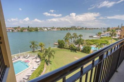 309 - Palms of Treasure Island - image 9