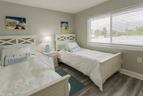 Waterfront & Pool Star5Vacations