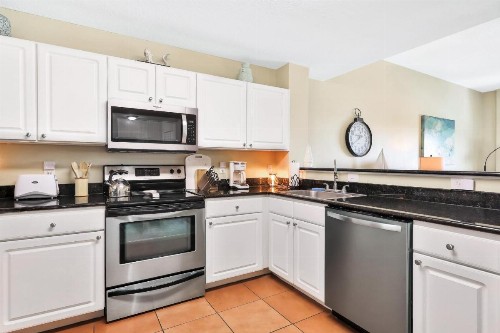 Bay Front Oasis - image 12