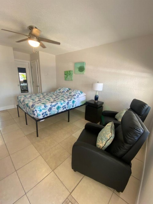 Sand Vista Motel - image 2