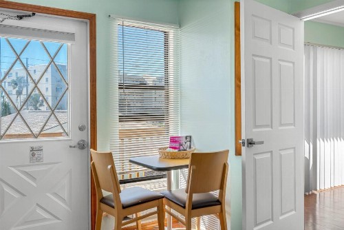 Sand Vista Motel - image 38