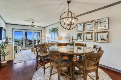 Lands End 204 building 11 Lots of updates water view Florida