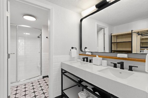 Bellwether Beach Resort - image 10
