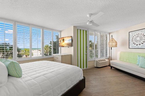 Bellwether Beach Resort - image 8