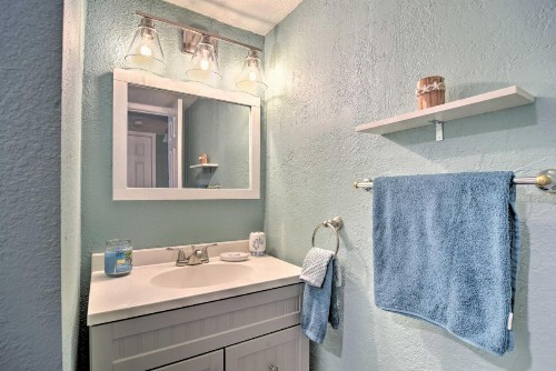 Lavish St Pete Beach Escape with Pool Access! - image 10