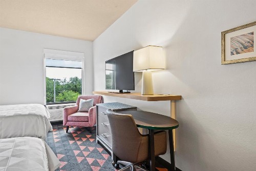 Holiday Inn - St. Petersburg West an IHG Hotel - image 44
