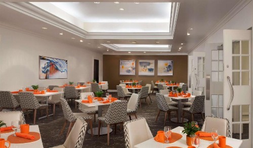 Hilton St. Petersburg Bayfront - image 13