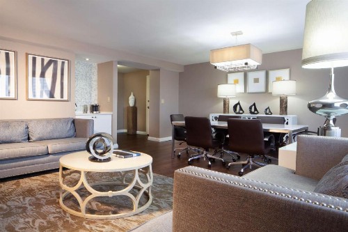 Hilton St. Petersburg Bayfront - image 35