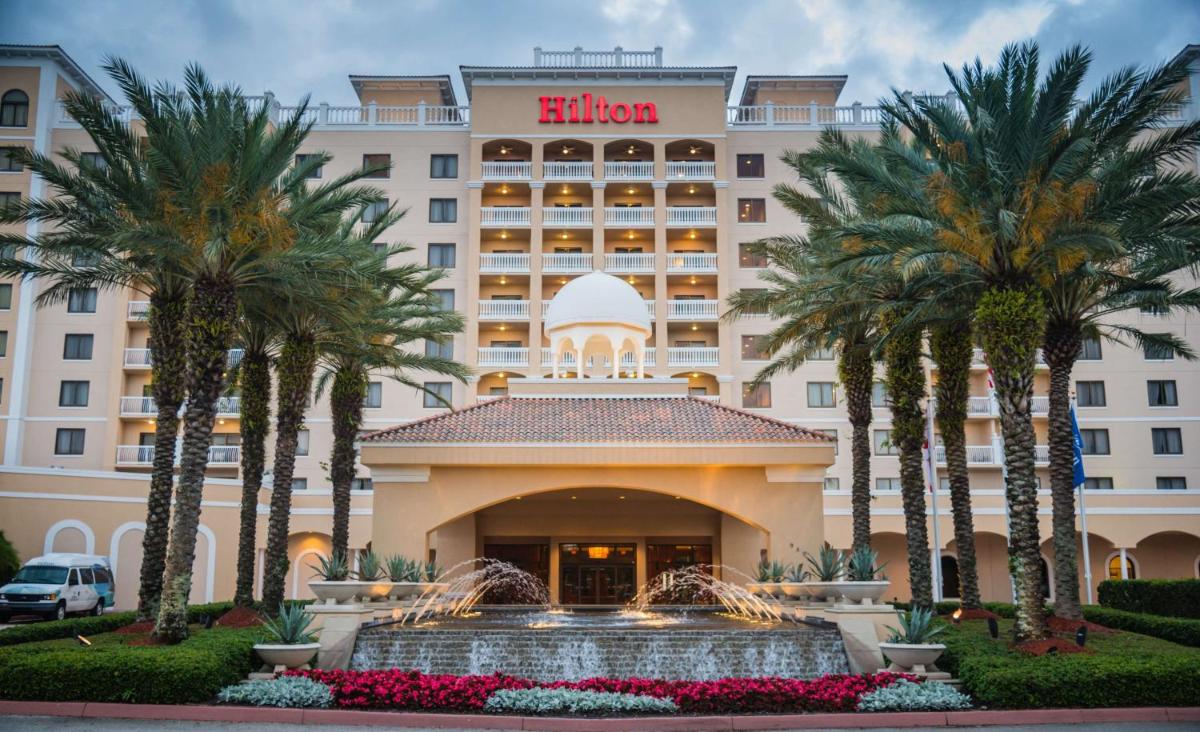 Hilton St. Petersburg Carillon Park - main image