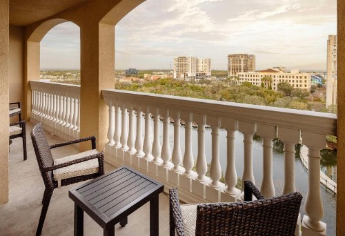 Hilton St. Petersburg Carillon Park - image 17