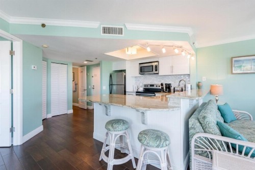Gulf Strand Resort - image 7