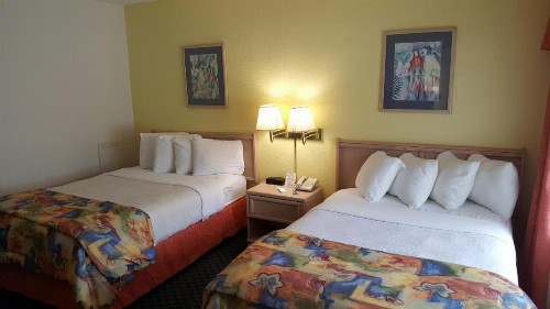 Magnuson Hotel Marina Cove - image 8