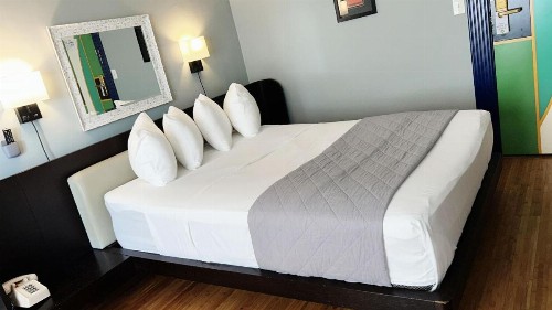 Ponce De Leon Hotel - image 30
