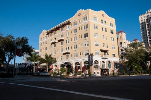 Ponce De Leon Hotel - image 32