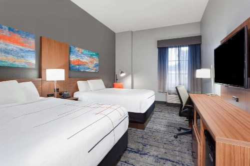 La Quinta by Wyndham St. Petersburg Northeast *Newly Renovated - image 15