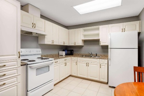La Quinta by Wyndham St. Petersburg Northeast *Newly Renovated - image 6