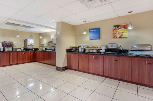 Comfort Inn St Petersburg North - image 40
