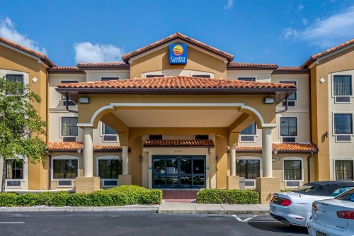 Comfort Inn & Suites Northeast - Gateway - image 49