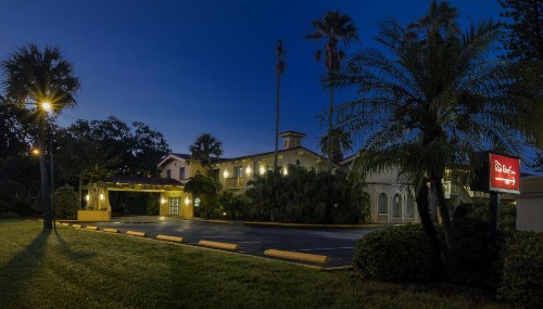 Red Roof Inn Tampa Bay - St. Petersburg - image 8