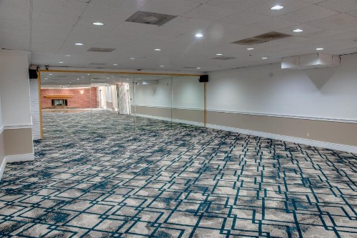 Days Inn by Wyndham St. Petersburg / Tampa Bay Area - image 5