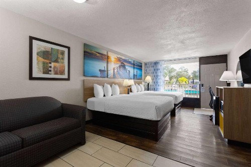 Days Inn by Wyndham St. Petersburg Central - image 18