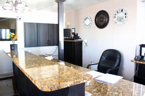 Budget Inn - St. Petersburg - image 11