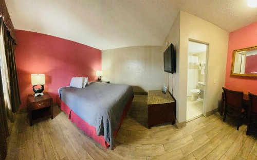 Budget Inn - St. Petersburg - image 3