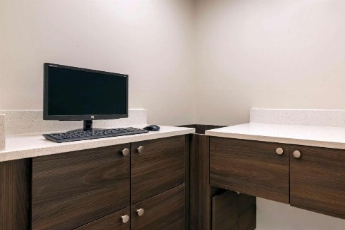 Quality Inn Saint Petersburg North-Tampa Bay - image 34