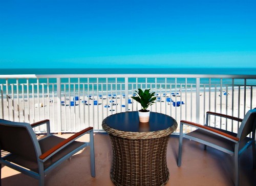 Beach House Suites by the Don CeSar - image 16