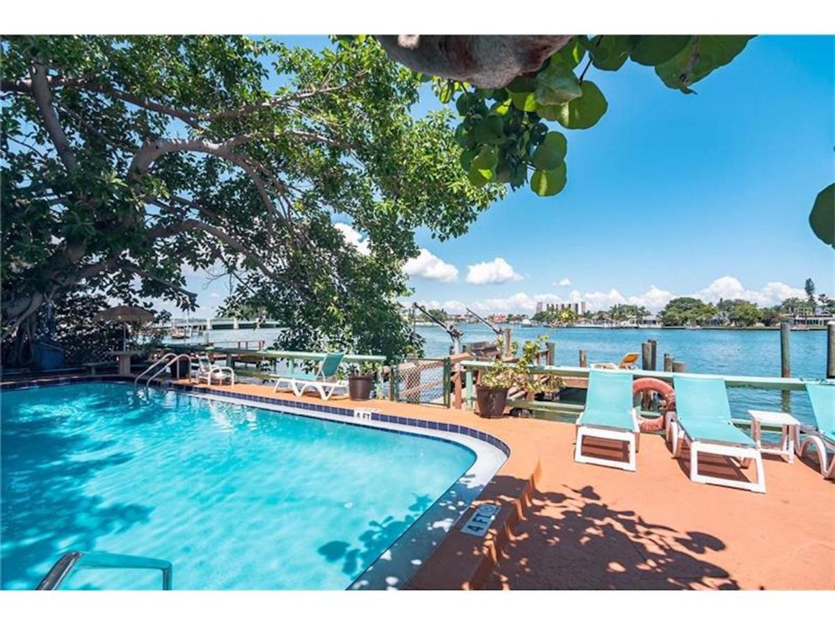 Whispers Affordable Beach Condos - Treasure Island - image 7