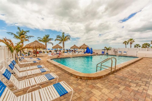 107 Beach Place Condos - image 8