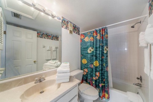 204 Beach Place Condos - image 16