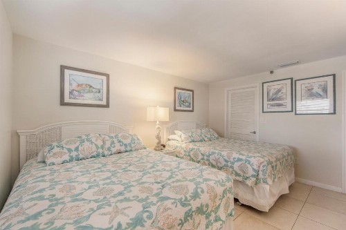 209 Beach Place Condos - image 10