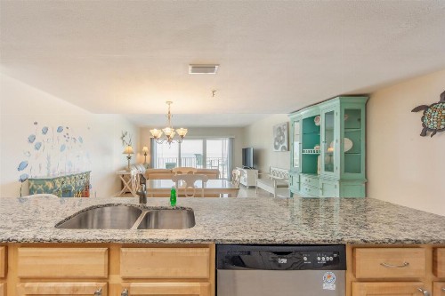 209 Beach Place Condos - image 32